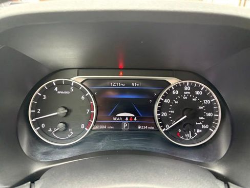 Used 2024 Nissan Sentra SV image 12