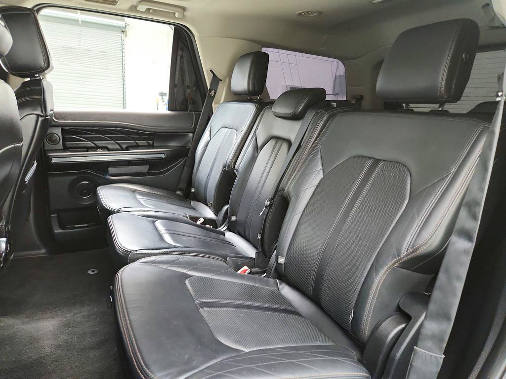 Used 2019 Ford Expedition Platinum AWD/4WD image 25