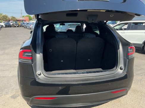 Used 2018 Tesla Model X 75D AWD/4WD image 23