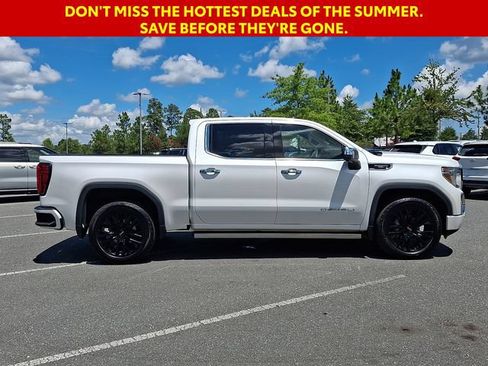 Used 2020 GMC Sierra 1500 Denali w/ Denali Ultimate Package AWD/4WD image 9
