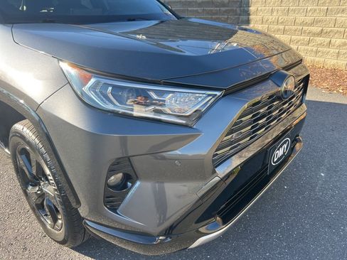 Used 2020 Toyota RAV4 XSE image 8
