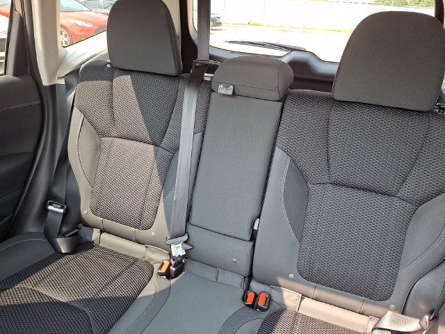 Used 2024 Subaru Forester Premium AWD/4WD image 18