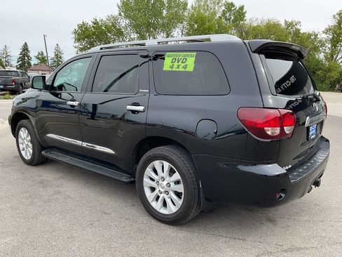 Used 2018 Toyota Sequoia Platinum AWD/4WD image 4
