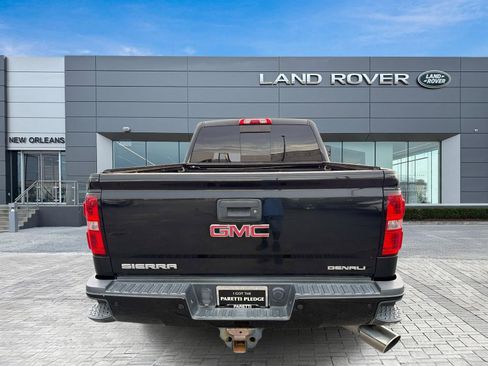 Used 2015 GMC Sierra 2500 Denali w/ Duramax Plus Package AWD/4WD image 7