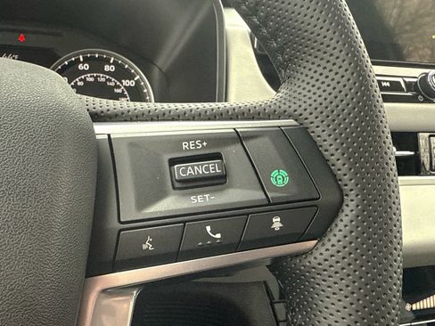 New 2025 Mitsubishi Outlander SE image 46