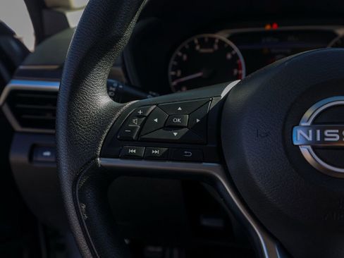 Used 2023 Nissan Altima 2.5 SV image 31