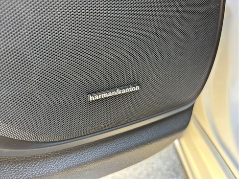 Used 2017 Maserati Quattroporte S image 27