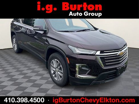 Used 2023 Chevrolet Traverse LT FWD image 1