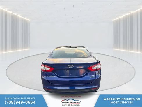 Used 2015 Ford Fusion SE FWD image 5