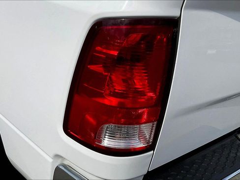 Used 2012 RAM 3500 ST w/ Chrome Appearance Group image 27