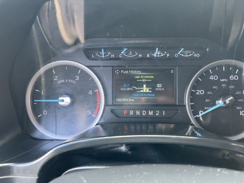 Used 2019 Ford F550 4x4 Regular Cab Super Duty w/ XLT Value Package image 16