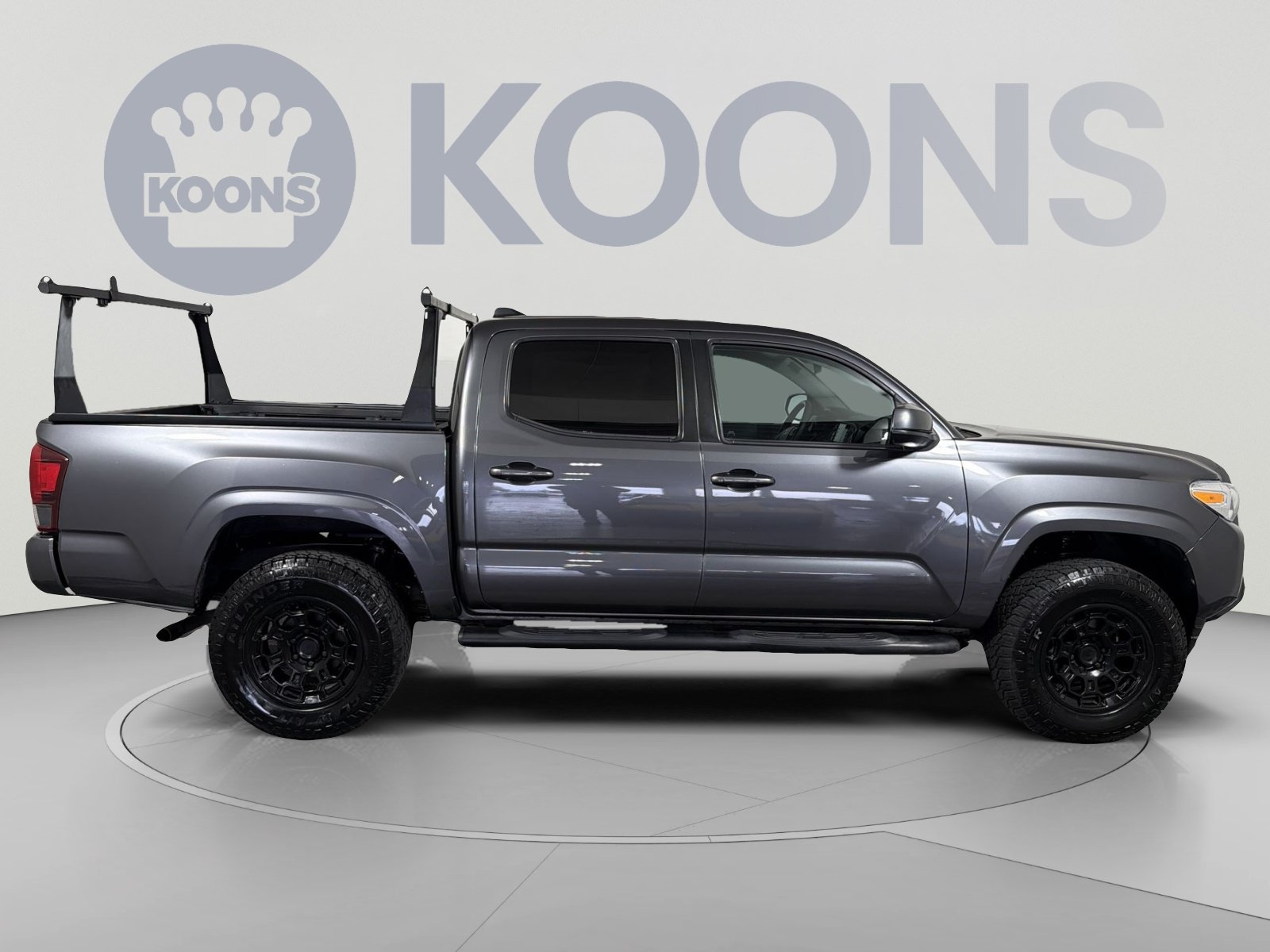 Used 2022 Toyota Tacoma SR w/ SR Convenience Package RWD image 8