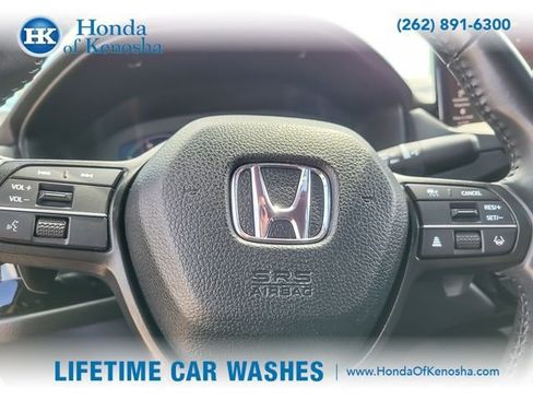Used 2023 Honda Accord Sport image 19
