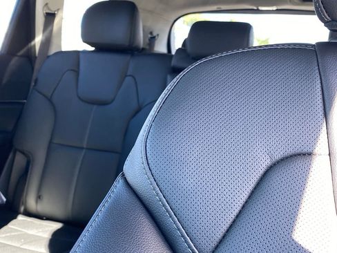 New 2025 Kia Telluride EX image 13