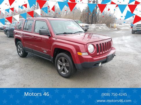 Used 2014 Jeep Patriot Latitude w/ Freedom Edition Package image 1