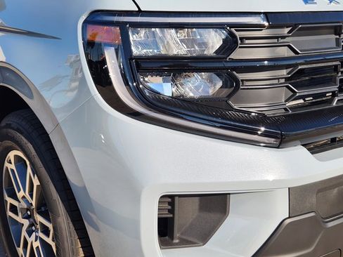 New 2025 Ford Expedition Max Active image 6
