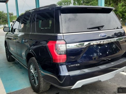 Used 2021 Ford Expedition Limited AWD/4WD image 2