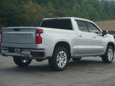 Used 2022 Chevrolet Silverado 1500 LTZ image 9