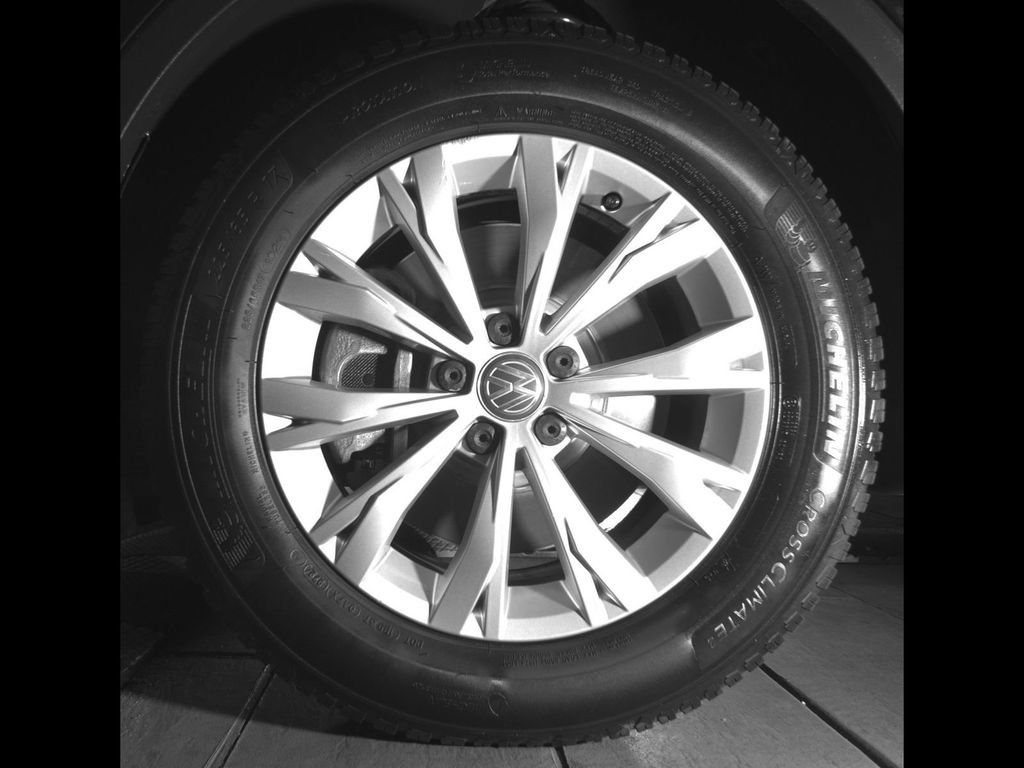 Used 2019 Volkswagen Tiguan S AWD/4WD image 10