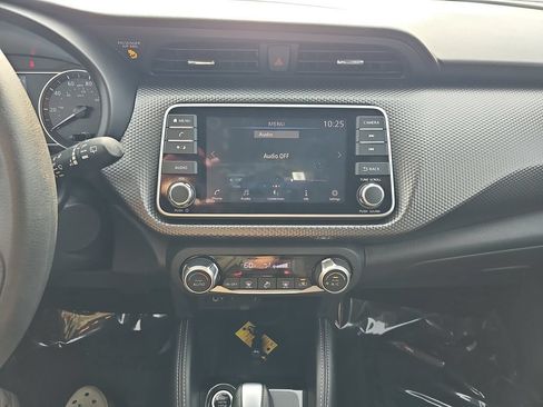 Used 2020 Nissan Kicks SV FWD image 20