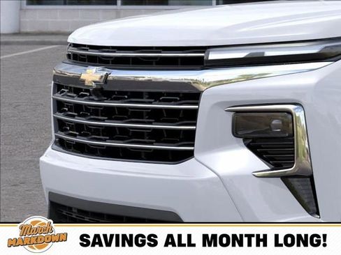 New 2026 Chevrolet Traverse LT w/ Driver Confidence Package image 13