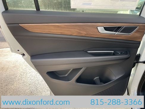 New 2026 Volkswagen Atlas SE image 24