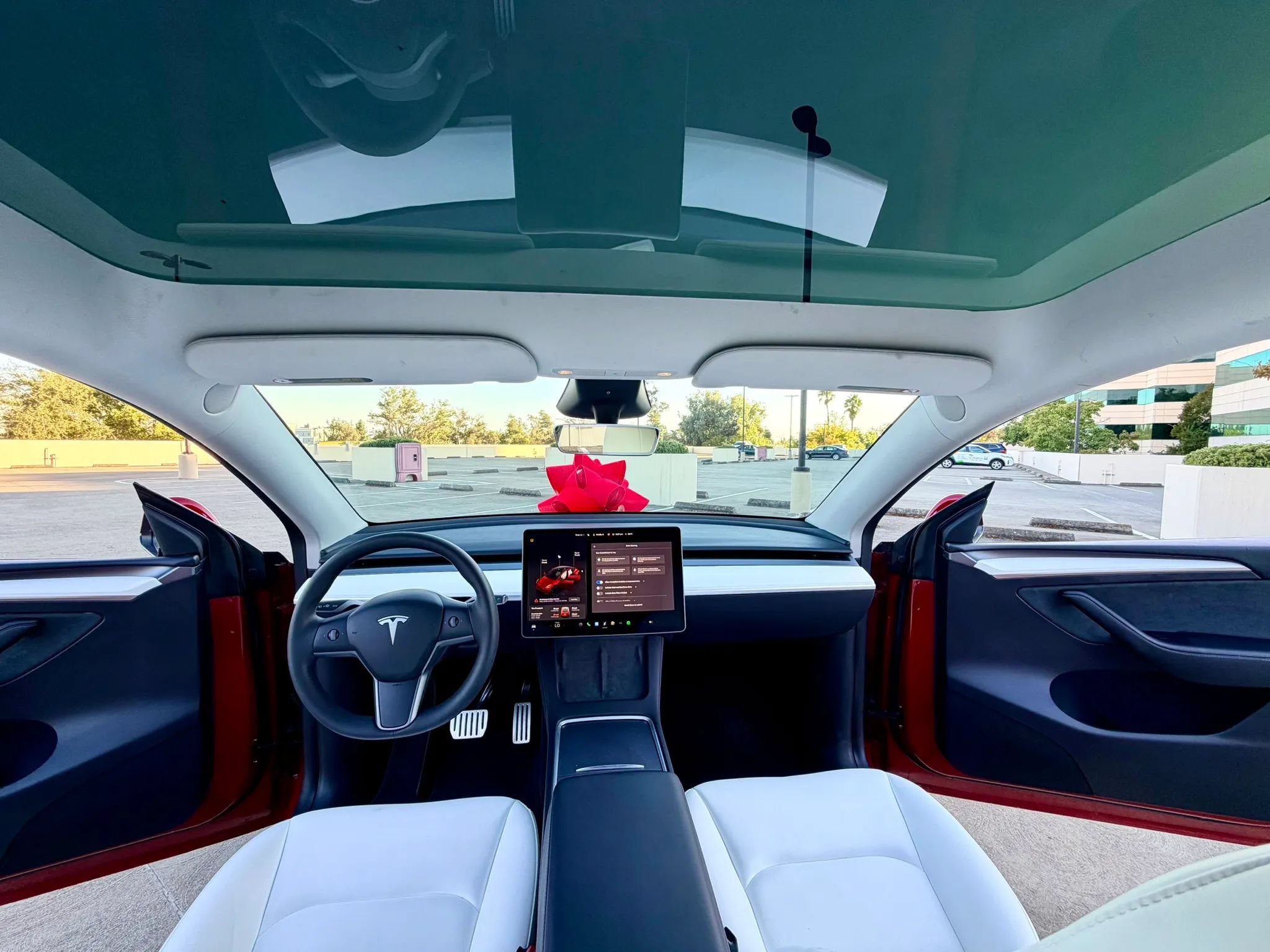 Used 2023 Tesla Model Y Long Range AWD/4WD image 30