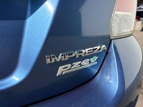 Used 2014 Subaru Impreza 2.0i Premium w/ All-Weather Package w/CVT AWD/4WD image 10