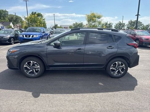 Used 2025 Subaru Crosstrek 2.0i Premium image 6