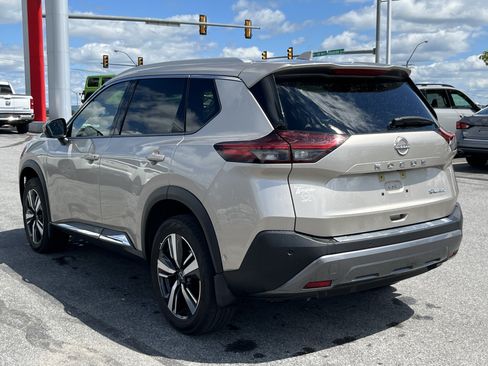 Used 2023 Nissan Rogue SL w/ SL Premium Package AWD/4WD image 9