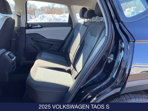 Used 2025 Volkswagen Taos S AWD/4WD image 16