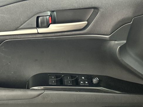 Used 2025 Toyota Camry LE FWD image 18