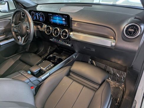 Certified 2022 Mercedes-Benz GLB 250 image 20
