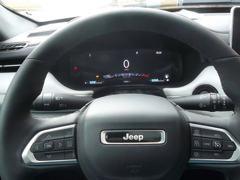 Used 2024 Jeep Compass Limited w/ Elite Group image 12