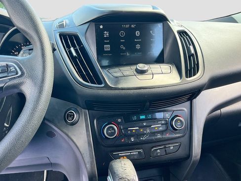 Used 2019 Ford Escape SE FWD image 14