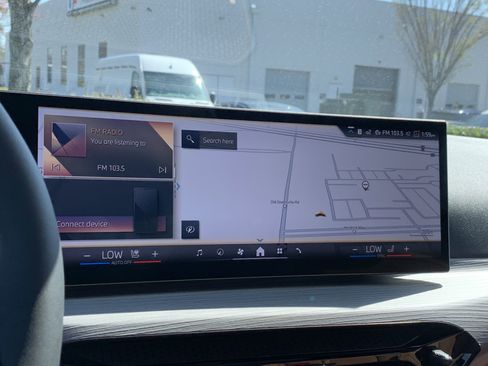 Certified 2025 BMW 430i xDrive Coupe w/ Convenience Package image 27