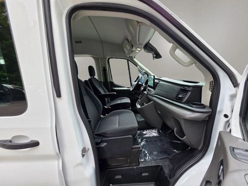 Used 2022 Ford Transit 350 XLT RWD image 29