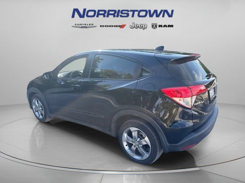 Used 2022 Honda HR-V LX image 6