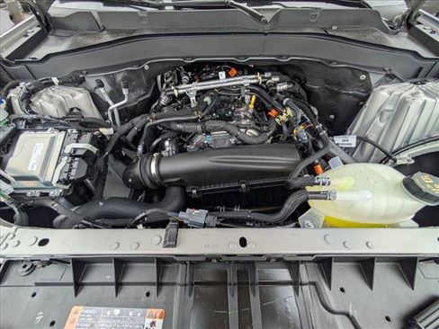 New 2026 Ford Explorer Active RWD image 17