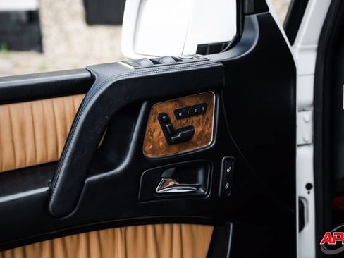 Used 2014 Mercedes-Benz G 63 AMG 4MATIC image 60