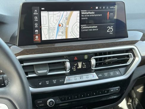 Used 2023 BMW X3 xDrive30i AWD/4WD image 27