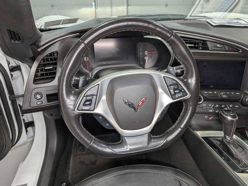 Used 2019 Chevrolet Corvette Stingray Convertible w/ 1LT RWD image 32
