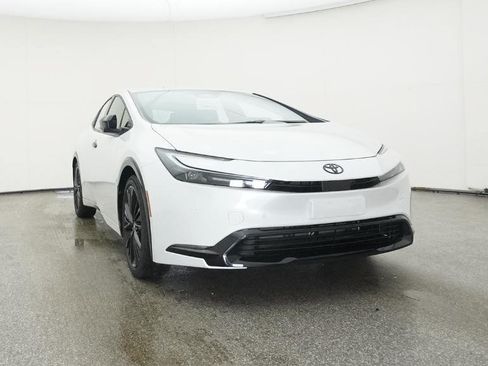 New 2026 Toyota Prius Plug-In Hybrid FWD image 33