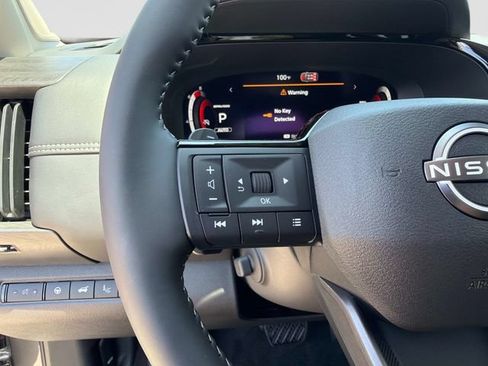 New 2026 Nissan Pathfinder Platinum w/ Accent Package AWD/4WD image 31