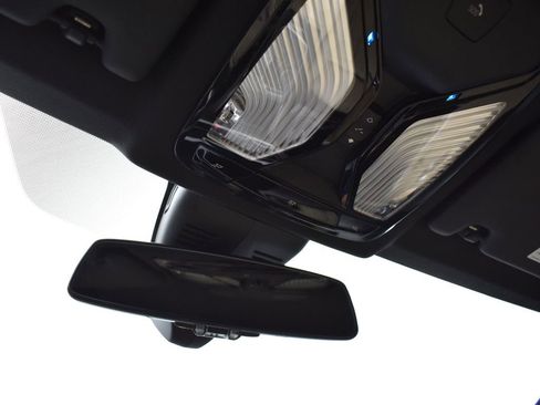 Used 2021 BMW 330e 330e iPerformance w/ Convenience Package image 20