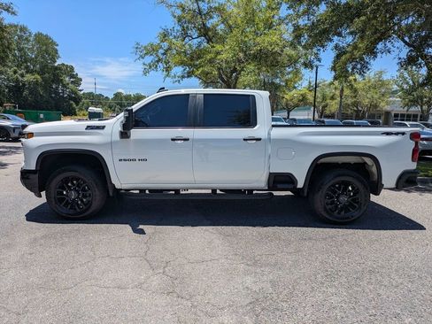 Used 2025 Chevrolet Silverado 2500 Custom w/ Custom Value Package AWD/4WD image 7