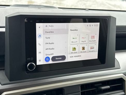 Certified 2024 Toyota Tacoma SR5 image 24