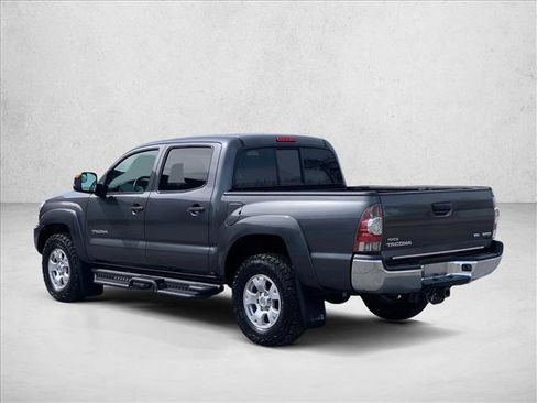 Used 2013 Toyota Tacoma 4x4 Double Cab w/ SR5 Pkg image 8