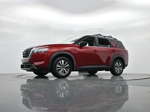 Used 2022 Nissan Pathfinder SL AWD/4WD image 36