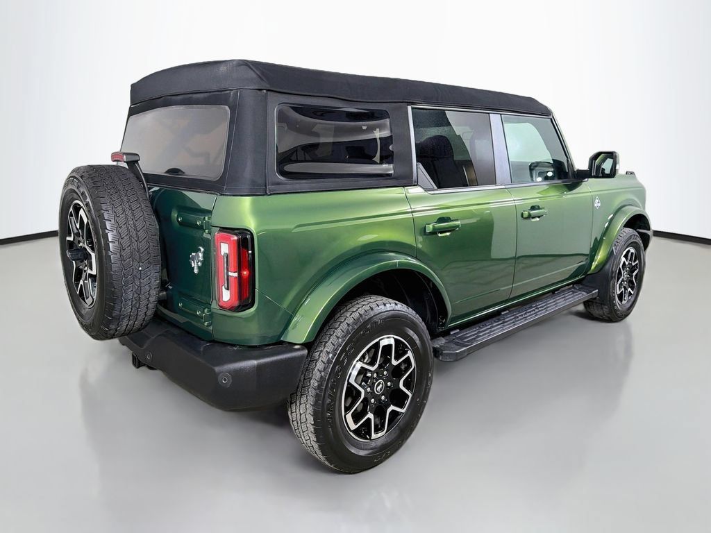 Used 2023 Ford Bronco Outer Banks AWD/4WD image 6